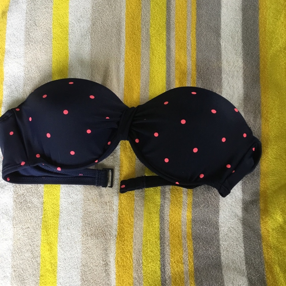 Bandeau bikini top